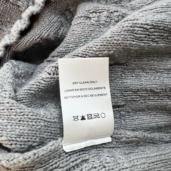 WEEKEND Los Angeles Cable Knit Crop Tank Top Size XL Gray Sweater Vest Layering - Picture 7 of 8